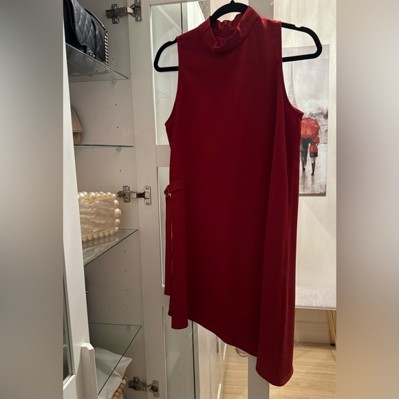 Asymmetrical Dark Red Flowy Dress - Picture 6 of 6